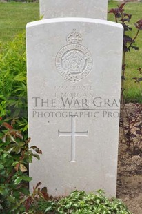 MONT HUON MILITARY CEMETERY, LE TREPORT - MORGAN, J