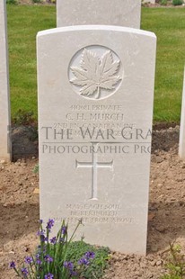 MONT HUON MILITARY CEMETERY, LE TREPORT - MURCH, CLARENCE HENRY