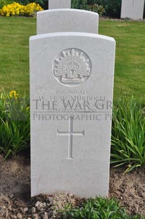 MONT HUON MILITARY CEMETERY, LE TREPORT - MURDOCH, WILLIAM HENRY WALKER