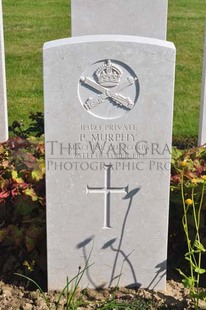 MONT HUON MILITARY CEMETERY, LE TREPORT - MURPHY, P