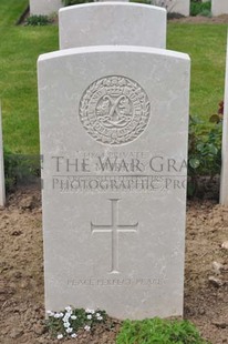 MONT HUON MILITARY CEMETERY, LE TREPORT - MURPHY, ROBERT