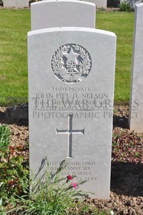 MONT HUON MILITARY CEMETERY, LE TREPORT - NELSON, JOHN FIFE DICKSON