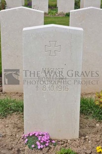 MONT HUON MILITARY CEMETERY, LE TREPORT - NOWATZKI, AUGUST