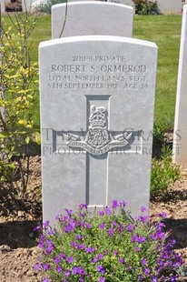 MONT HUON MILITARY CEMETERY, LE TREPORT - ORMEROD, ROBERT SOUTHERN