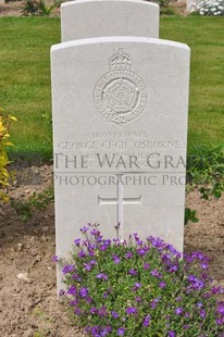 MONT HUON MILITARY CEMETERY, LE TREPORT - OSBORNE, GEORGE CECIL