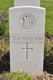 MONT HUON MILITARY CEMETERY, LE TREPORT - O'TOOLE, PATRICK