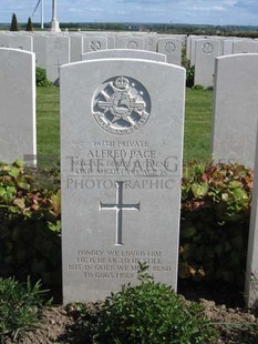 MONT HUON MILITARY CEMETERY, LE TREPORT - PAGE, ALFRED