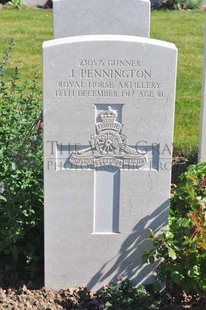 MONT HUON MILITARY CEMETERY, LE TREPORT - PENNINGTON, JAMES