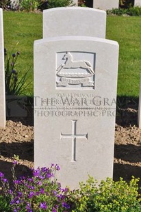 MONT HUON MILITARY CEMETERY, LE TREPORT - RADCLIFFE, GEORGE