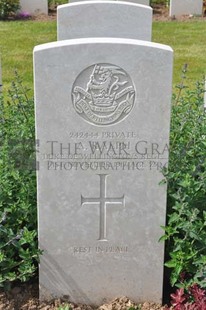 MONT HUON MILITARY CEMETERY, LE TREPORT - RALPH, A