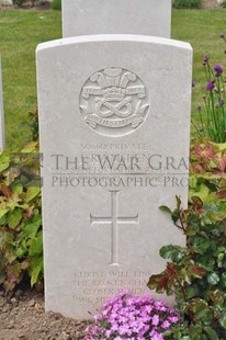 MONT HUON MILITARY CEMETERY, LE TREPORT - RAMSDEN, J