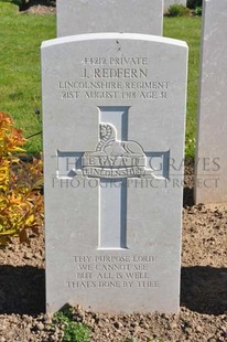 MONT HUON MILITARY CEMETERY, LE TREPORT - REDFERN, J