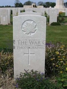 MONT HUON MILITARY CEMETERY, LE TREPORT - REMMEN, ARNOLDUS JOANNUS MARIA