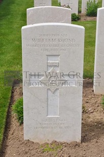 MONT HUON MILITARY CEMETERY, LE TREPORT - ROUND, WILLIAM