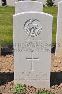 MONT HUON MILITARY CEMETERY, LE TREPORT - RUANE, MICHAEL