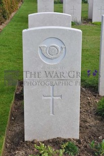 MONT HUON MILITARY CEMETERY, LE TREPORT - SALTER, GEORGE ALBERT