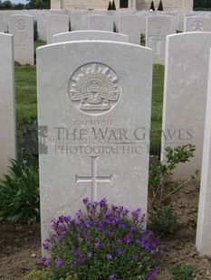 MONT HUON MILITARY CEMETERY, LE TREPORT - SANFORD, THOMAS ALBERT