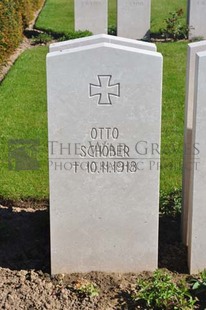 MONT HUON MILITARY CEMETERY, LE TREPORT - SCHOBER, OTTO