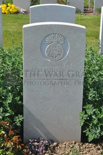 MONT HUON MILITARY CEMETERY, LE TREPORT - SCOTT, ROBERT WILLIAM