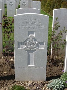 MONT HUON MILITARY CEMETERY, LE TREPORT - SHARMAN, HARRY