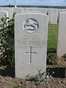 MONT HUON MILITARY CEMETERY, LE TREPORT - SNAPE, JOSEPH