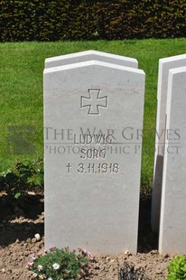 MONT HUON MILITARY CEMETERY, LE TREPORT - SORG, LUDWIG