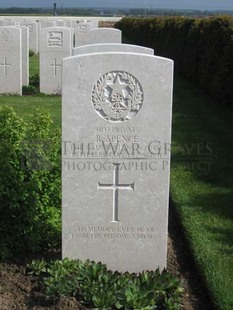 MONT HUON MILITARY CEMETERY, LE TREPORT - SPENCE, ROBERT