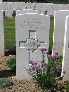 MONT HUON MILITARY CEMETERY, LE TREPORT - STACEY, ARTHUR GEORGE