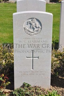 MONT HUON MILITARY CEMETERY, LE TREPORT - STAIRMAND, W G