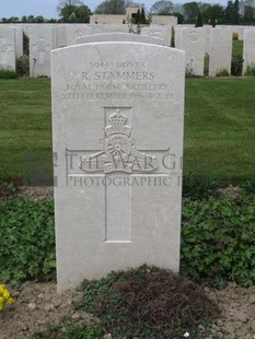 MONT HUON MILITARY CEMETERY, LE TREPORT - STAMMERS, R