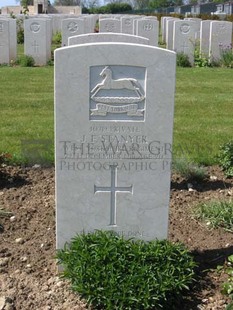 MONT HUON MILITARY CEMETERY, LE TREPORT - STANYER, JOHN FRANCIS