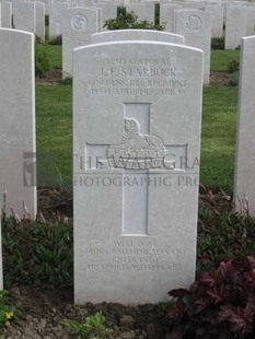 MONT HUON MILITARY CEMETERY, LE TREPORT - STARBUCK, JOSEPH FRANCIS