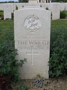 MONT HUON MILITARY CEMETERY, LE TREPORT - STARKEY, ANDREW