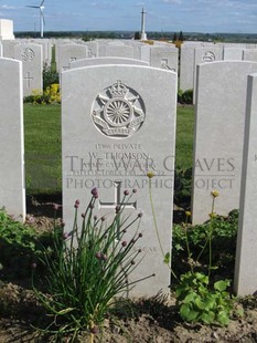 MONT HUON MILITARY CEMETERY, LE TREPORT - THOMSON, W