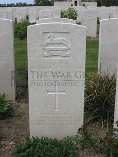 MONT HUON MILITARY CEMETERY, LE TREPORT - THORNTON, FRANCIS WILLIAM SMITH