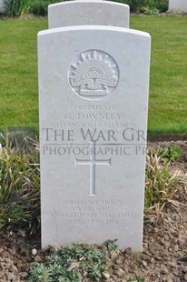 MONT HUON MILITARY CEMETERY, LE TREPORT - TOWNLEY, GEORGE