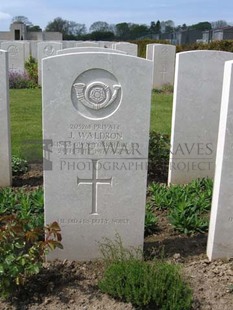 MONT HUON MILITARY CEMETERY, LE TREPORT - WALDRON, J