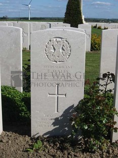 MONT HUON MILITARY CEMETERY, LE TREPORT - WALES, EDWARD