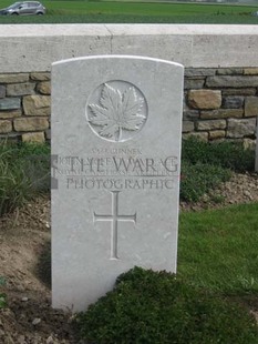 MONT HUON MILITARY CEMETERY, LE TREPORT - WALLACE, JOHN MOFFAT