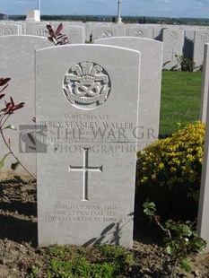 MONT HUON MILITARY CEMETERY, LE TREPORT - WALLER, PERCY STANLEY