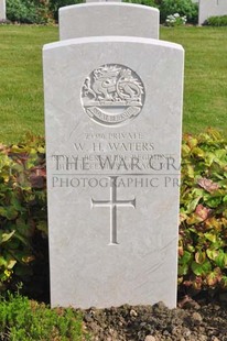 MONT HUON MILITARY CEMETERY, LE TREPORT - WATERS, WILLIAM HENRY