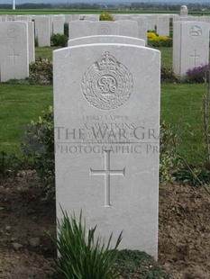 MONT HUON MILITARY CEMETERY, LE TREPORT - WATKINS, A