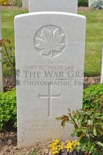 MONT HUON MILITARY CEMETERY, LE TREPORT - WEBSTER, ROBERT