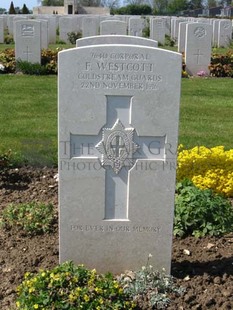 MONT HUON MILITARY CEMETERY, LE TREPORT - WESTCOTT, F