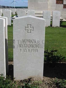 MONT HUON MILITARY CEMETERY, LE TREPORT - WESTENBERG, HEINRICH