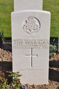 MONT HUON MILITARY CEMETERY, LE TREPORT - WHITING, ROBERT WILLIAM