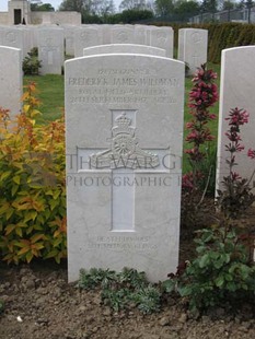 MONT HUON MILITARY CEMETERY, LE TREPORT - WILDMAN, FREDERICK JAMES