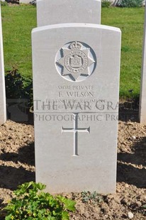 MONT HUON MILITARY CEMETERY, LE TREPORT - WILSON, FREDERICK