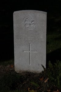 Lijssenthoek Military Cemetery - Aaron, John