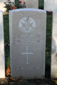 Lijssenthoek Military Cemetery - Abraham, Robert Horace